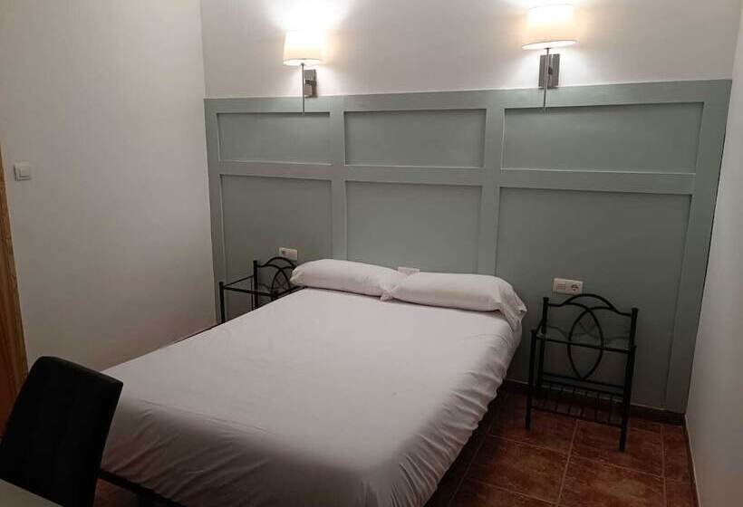 هاستل Rooms Los Montes