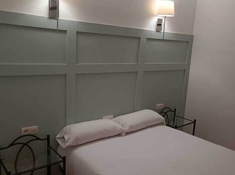 هاستل Rooms Los Montes