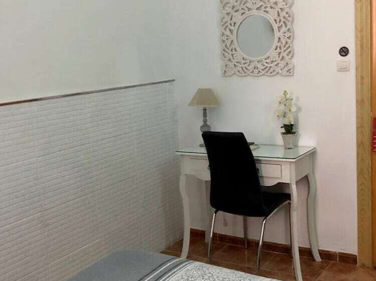 هاستل Rooms Los Montes