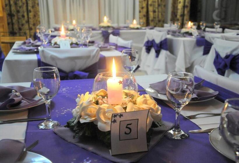 Apart Hotel Y Hosteria Del Sir