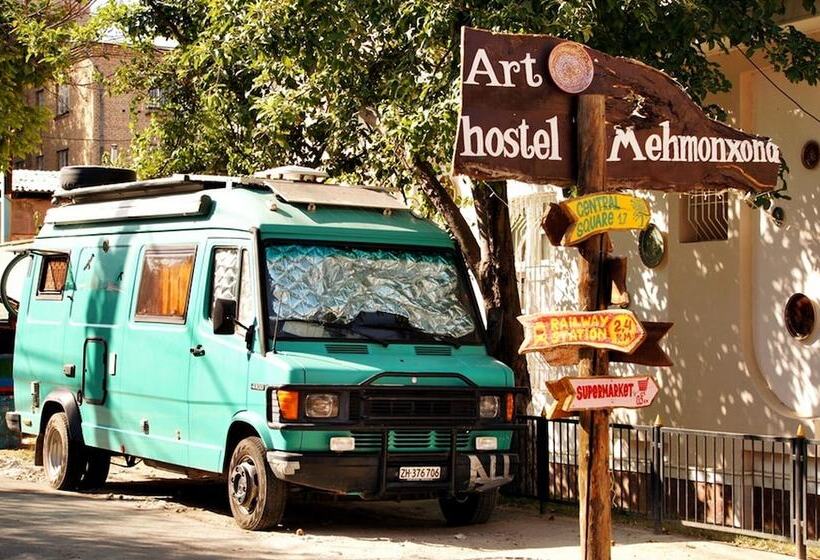Art Hostel