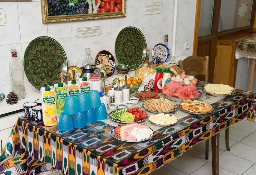 Art Hostel