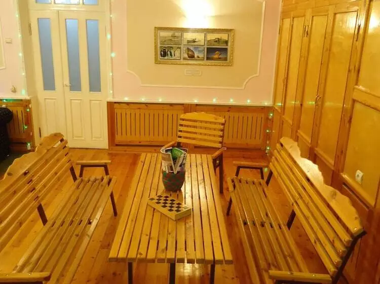 Art Hostel