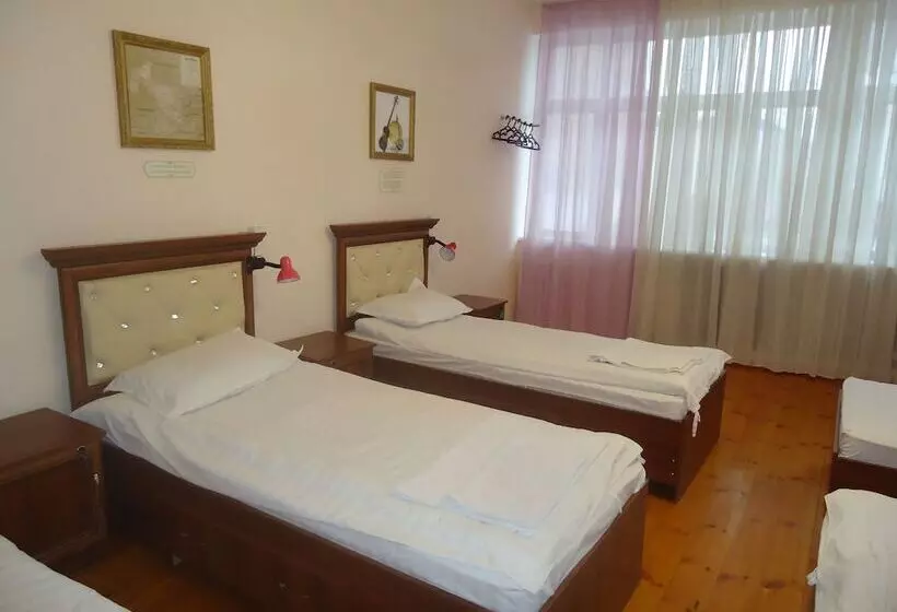 Art Hostel
