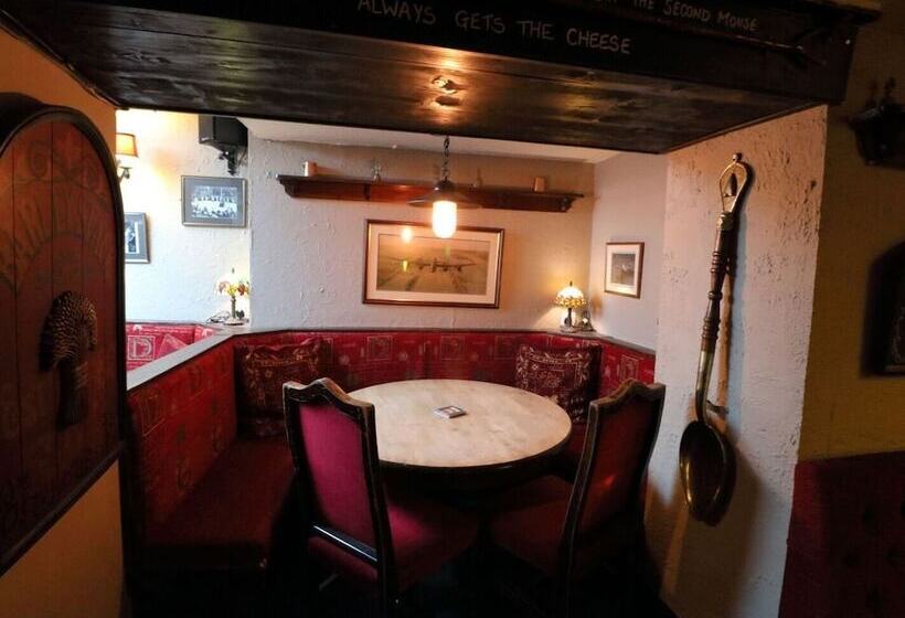ベッドアンドブレックファースト Ye Olde Cheshire Cheese Inn