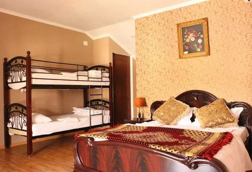 Green House Hostel