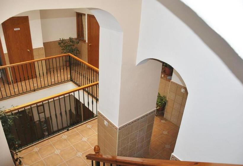 Hotel Hostal Canalejas