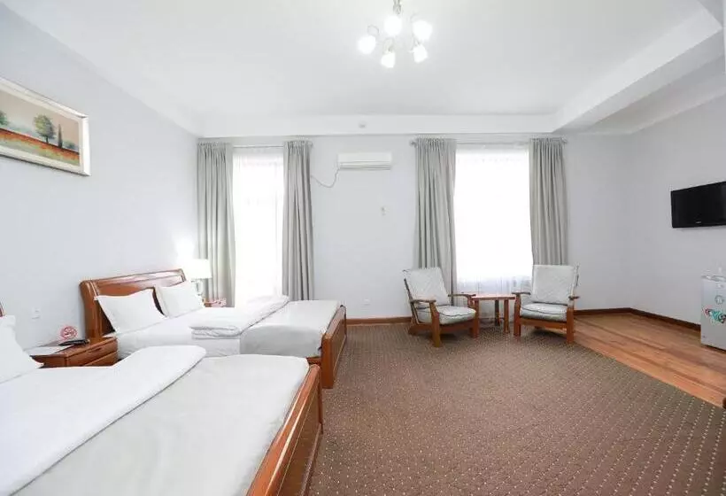 هتل Khujand Grand