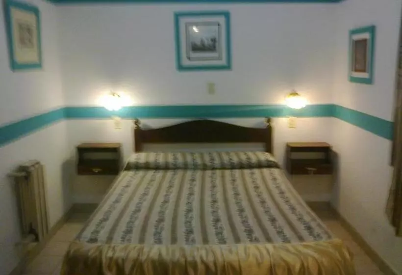 Hotelli Plaza Tres Arroyos