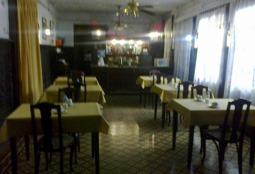 Hôtel Plaza Tres Arroyos