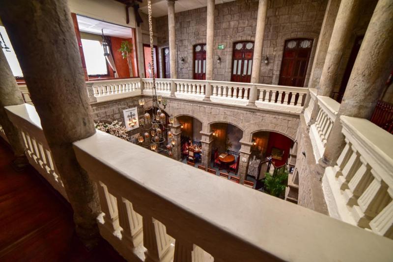 Roka Plaza Hotel Boutique