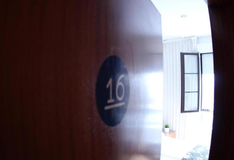 בית מלון כפרי Zubia Urban Rooms