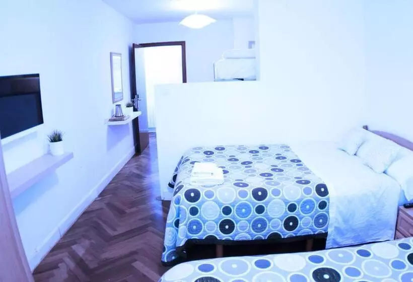 ホテル Zubia Urban Rooms