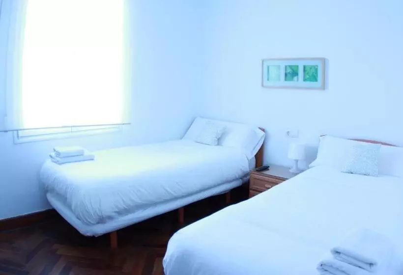 ホテル Zubia Urban Rooms