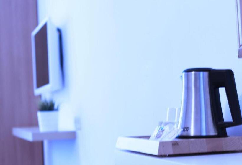 בית מלון כפרי Zubia Urban Rooms