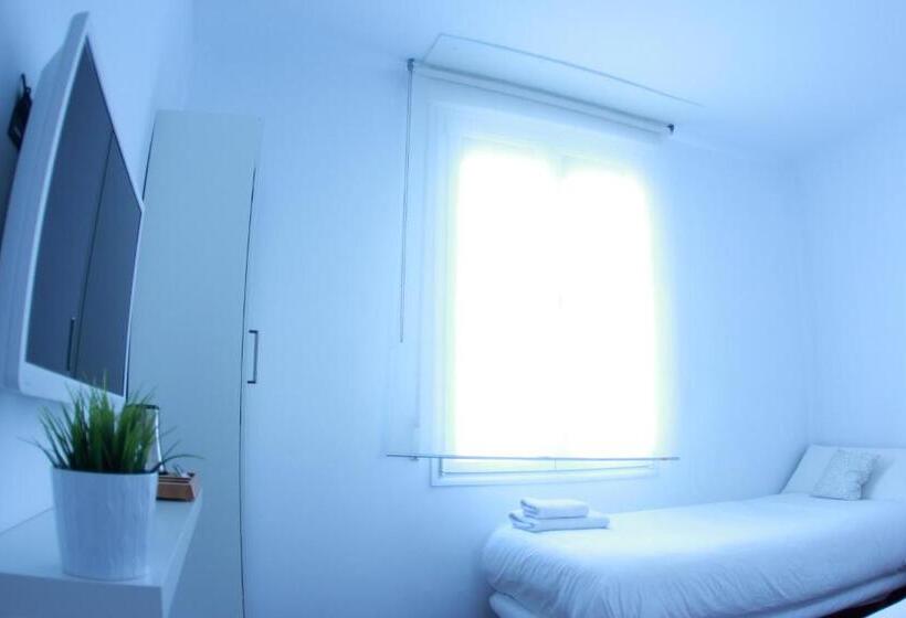 בית מלון כפרי Zubia Urban Rooms