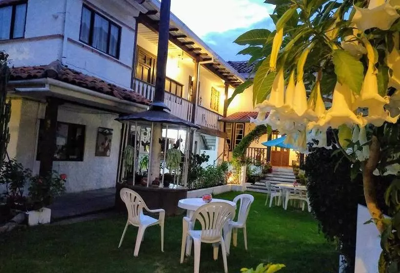 Hostel Casa Macondo Bed & Breakfast