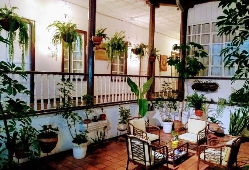 Hostel Casa Macondo Bed & Breakfast