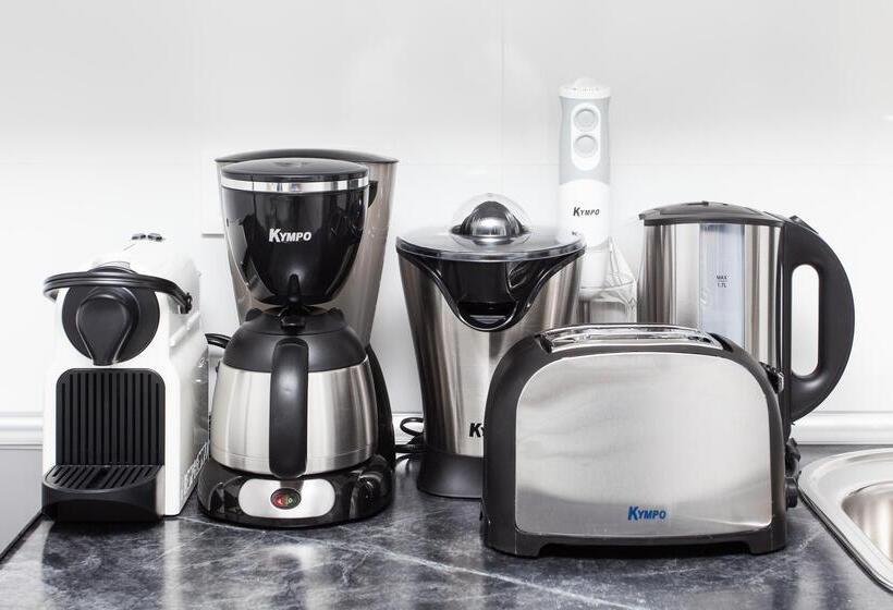 Bristol Sunset Beach   Holiday Apartments