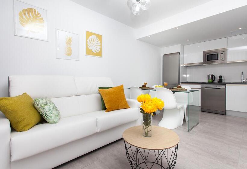 Bristol Sunset Beach   Holiday Apartments