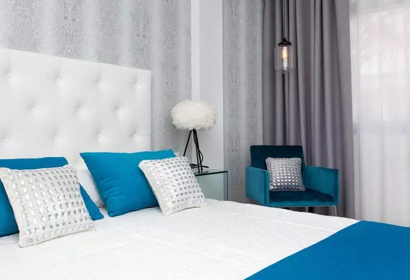Bristol Sunset Beach Holiday Apartments