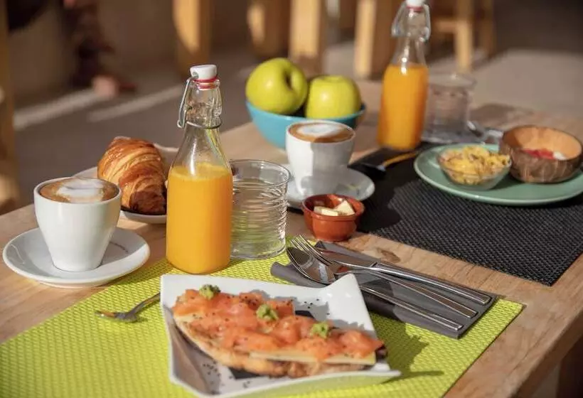 Bristol Sunset Beach Holiday Apartments