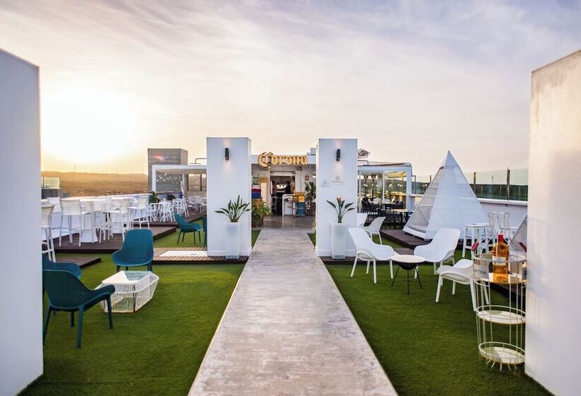 Bristol Sunset Beach   Holiday Apartments