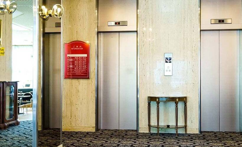 City Hotel Air Port In Prince