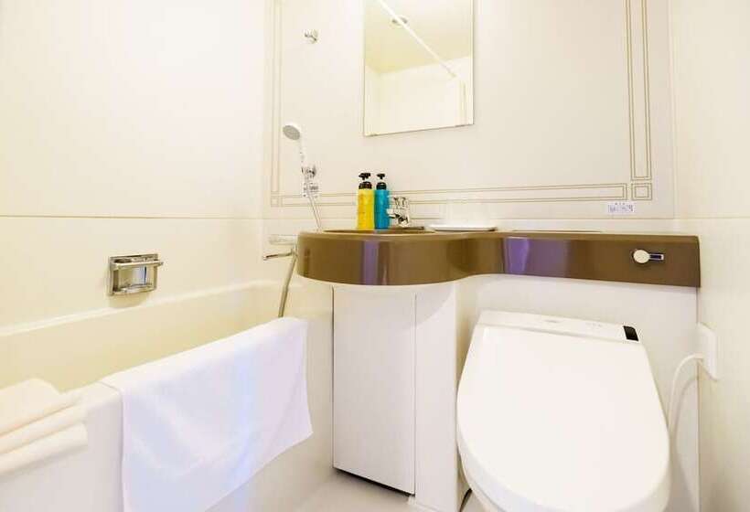 City Hotel Air Port In Prince