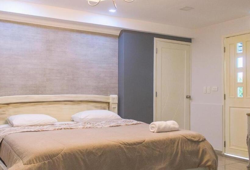 Hotel Ciudad Latin Palace