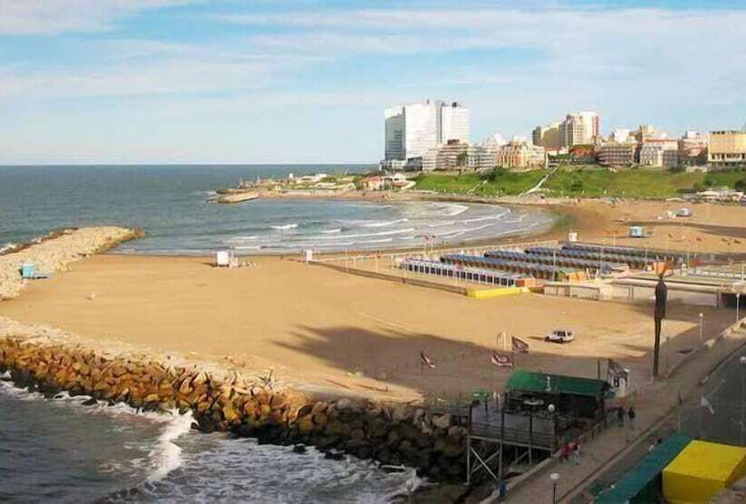 בית מלון כפרי Esmeralda Select