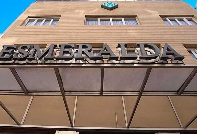 בית מלון כפרי Esmeralda Select