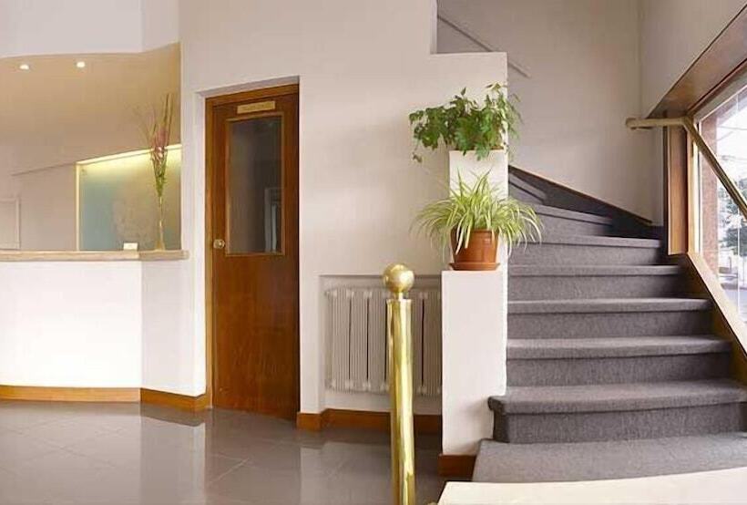 בית מלון כפרי Esmeralda Select