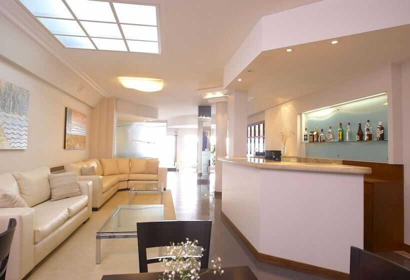 בית מלון כפרי Esmeralda Select