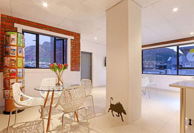 בית מלון כפרי Happy Rhino