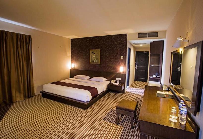 בית מלון כפרי Kenari Tower