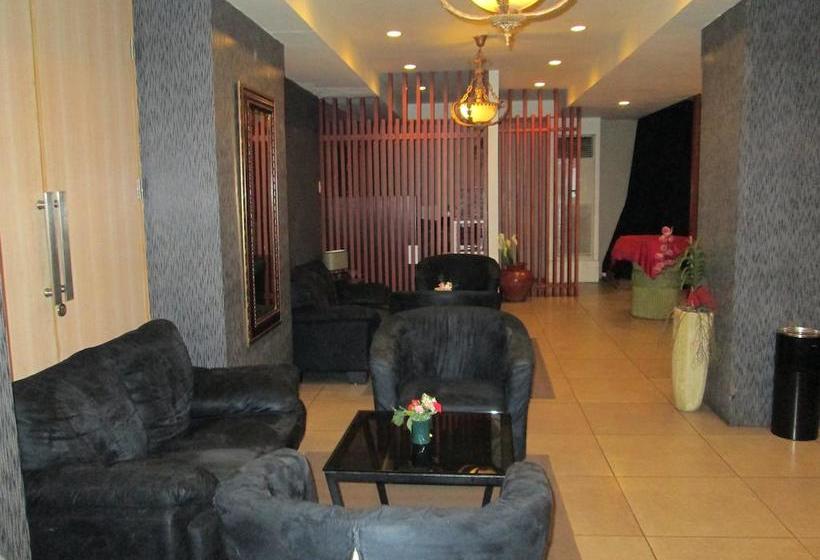 בית מלון כפרי Kenari Tower