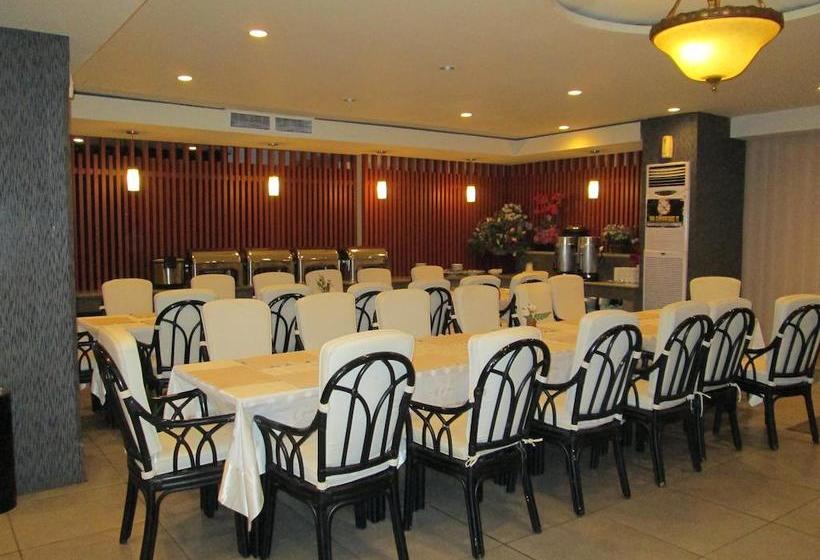 בית מלון כפרי Kenari Tower