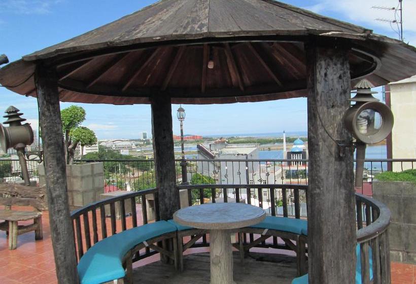 בית מלון כפרי Kenari Tower