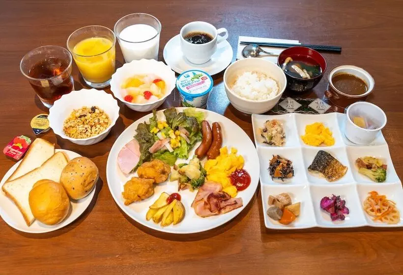 Hotelli Sotetsu Fresa Inn Ginza Nanachome