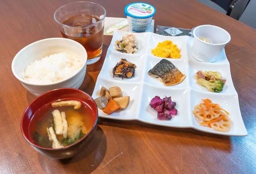 Hotelli Sotetsu Fresa Inn Ginza Nanachome