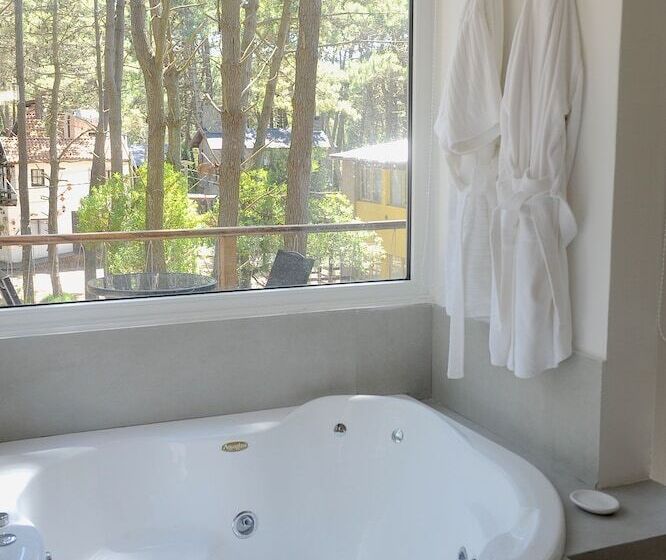ホテル Terral Suites