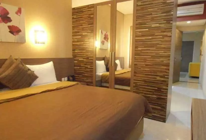 ホテル Tirta Mansion Lippo Karawaci Mitra Reddoorz