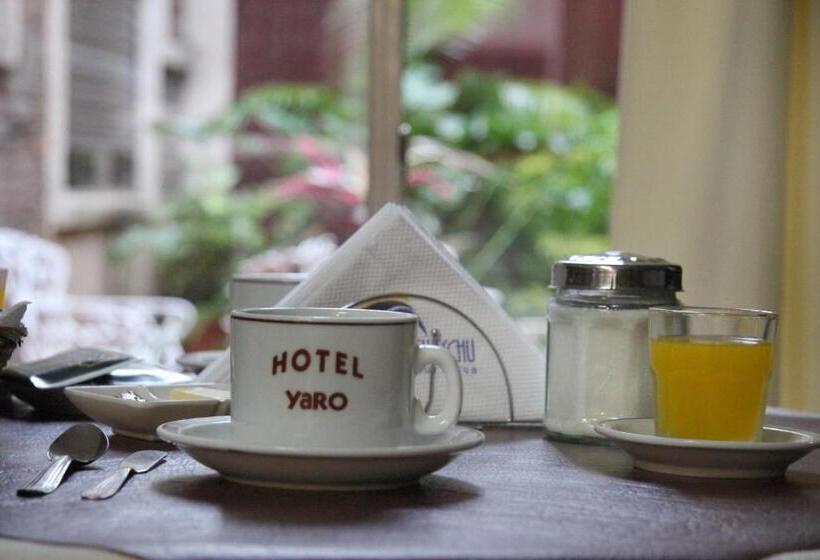 Hotel Yaro