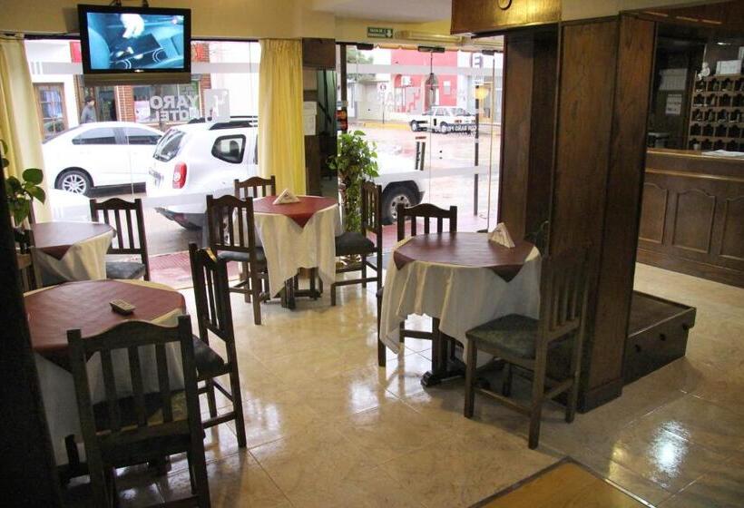 Hotel Yaro