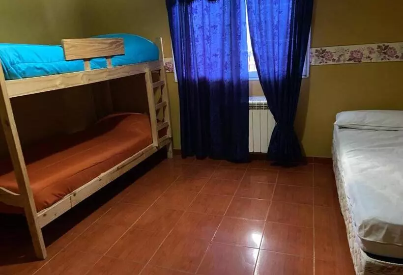 Kaiken Hostel & Departamentos