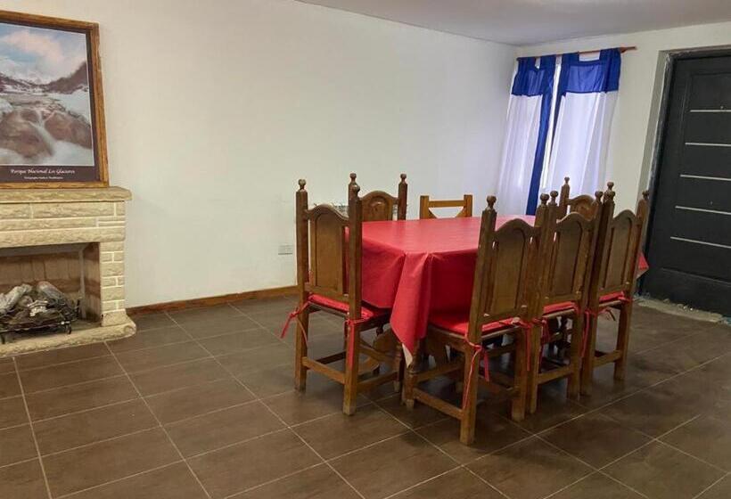 Kaiken   Hostel & Departamentos