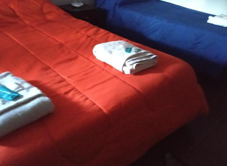 Kaiken   Hostel & Departamentos