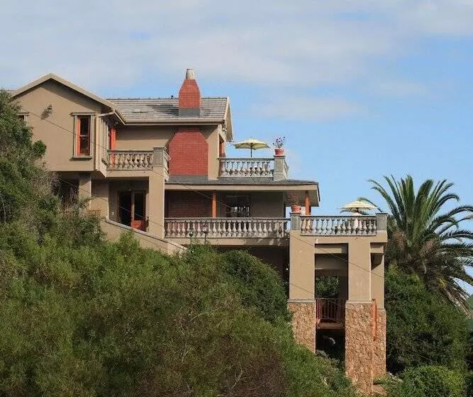 Livingstone Villa
