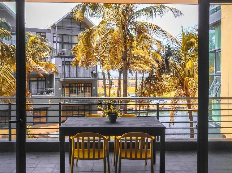 Point Waterfront Apartments